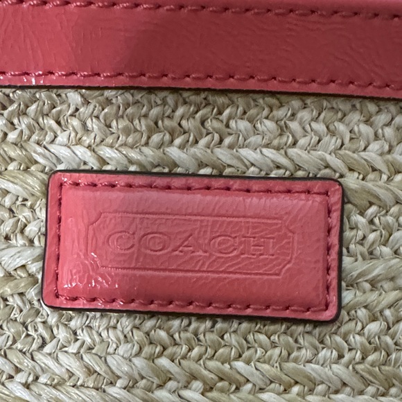 Coach Floral Straw Tote Bag with Tan and Coral Accents EUC - Picture 2 of 13